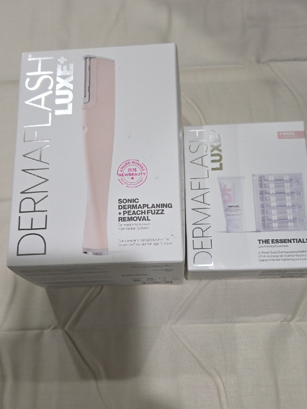 DERMAFLASH LUXE+ UPC# 850017077225 And The Essentials Refill